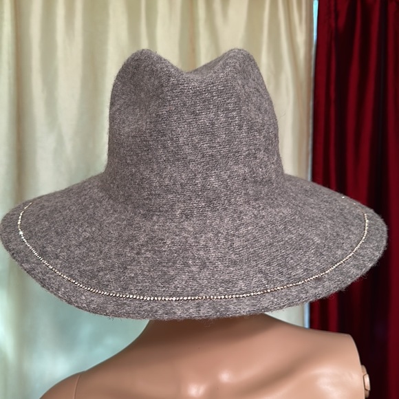 SanDiegoHat New hat for chic ladies. - Picture 1 of 5